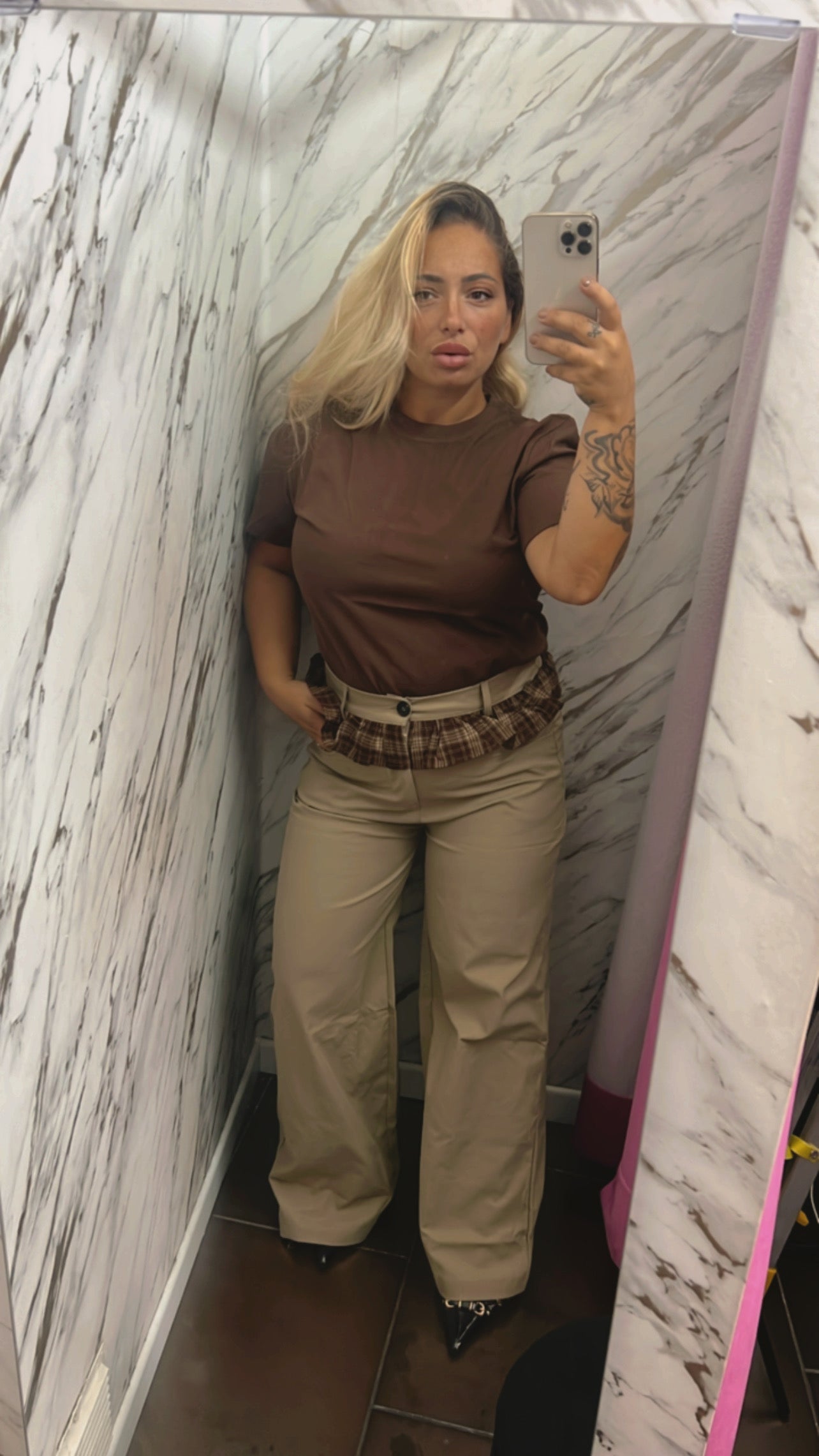 Pantalone con vola